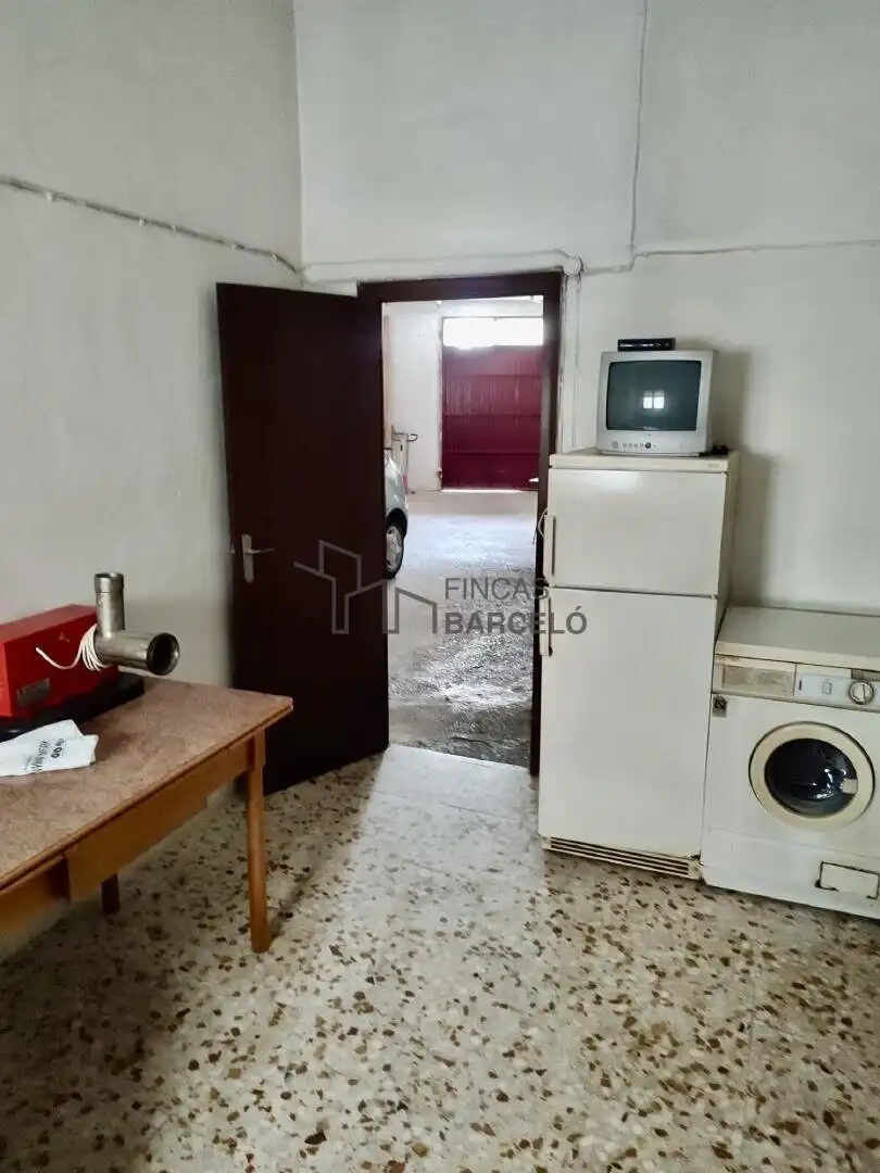 Casa adosada en venta en Tauste