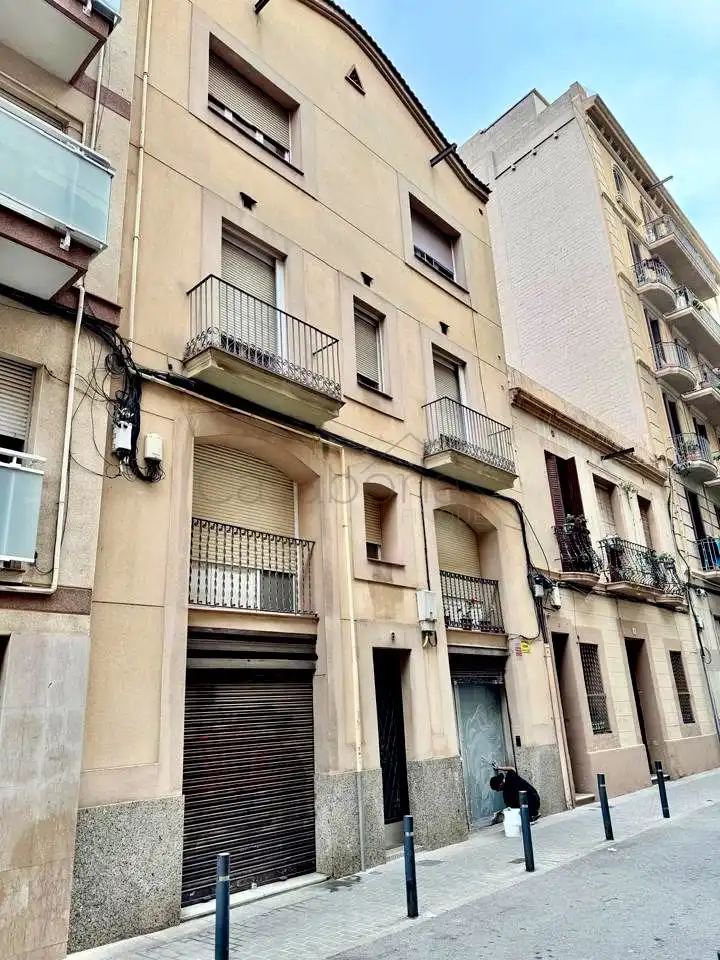 Vista exterior de Local de lloguer en Barcelona