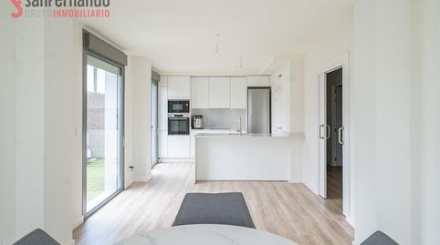 Foto 4 de Casa adosada en venta en Sector 102 (maoño), Maoño - Azoños, Santa Cruz de Bezana