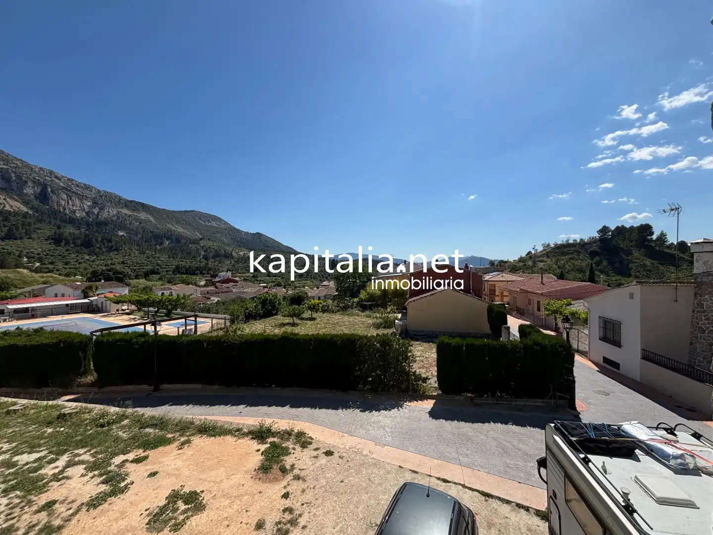 Finca rústica en venda en Quatretondeta amb Jardí privat
