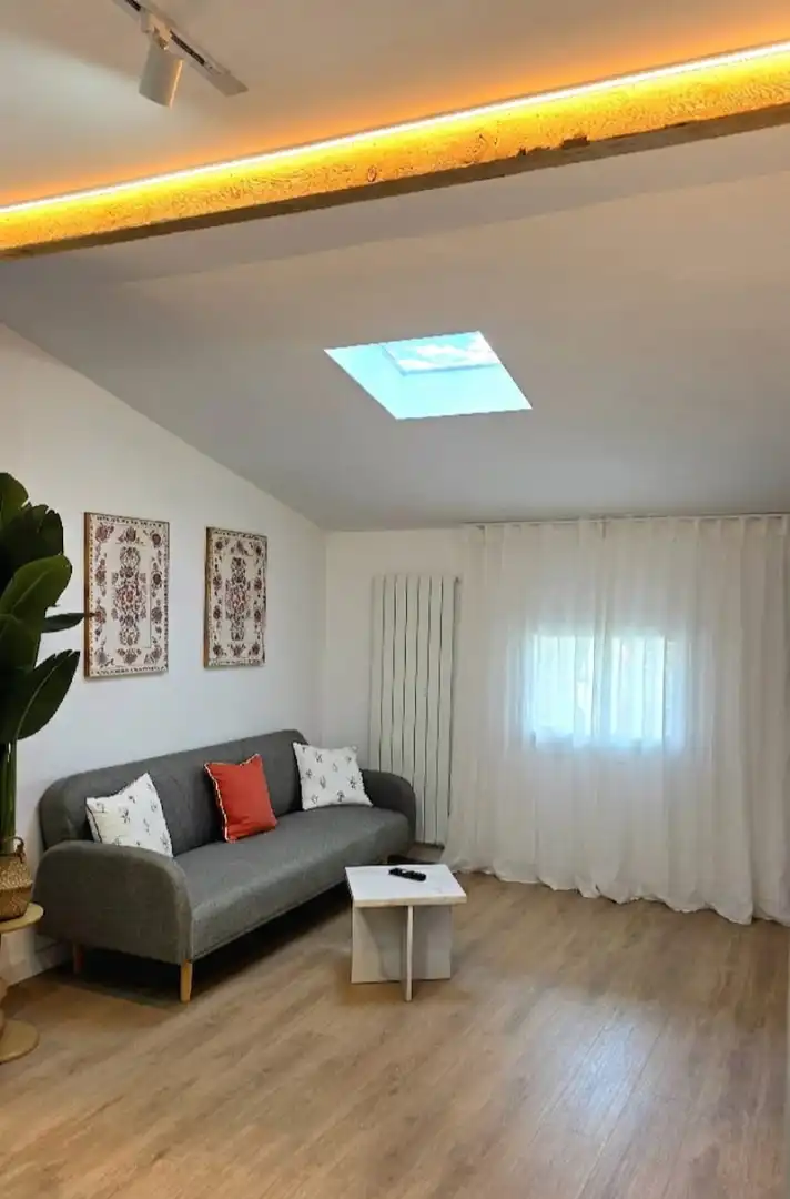 Wohnzimmer von Wohnung zum Verkauf in  Logroño mit Heizung, Parkett und Abstellraum