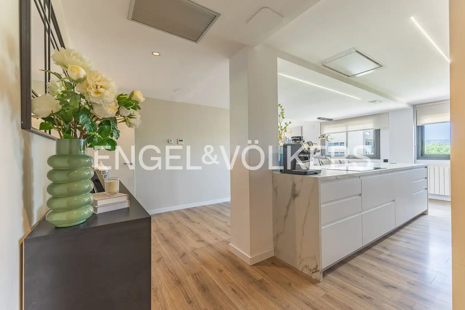 Kitchen of Flat for sale in Sabadell  with Air Conditioner, Heating and Parquet flooring