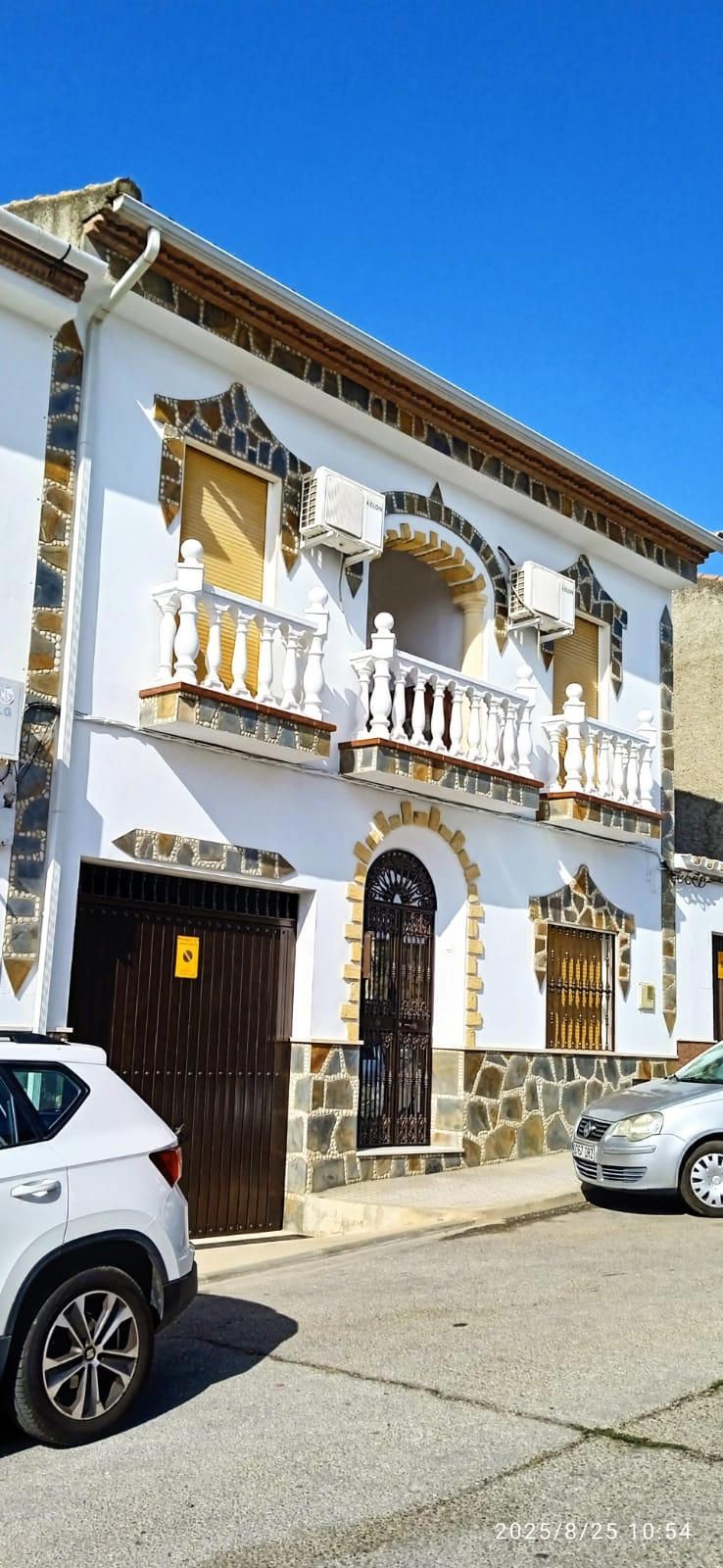 Vista exterior de Casa o xalet en venda en Hornachuelos amb Aire condicionat i Traster