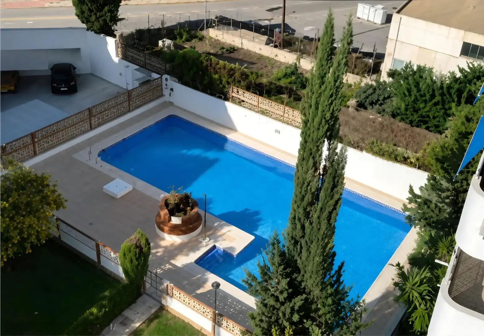 Piscina de Piso en venta en Rincón de la Victoria con Terraza, Amueblado y Piscina comunitaria