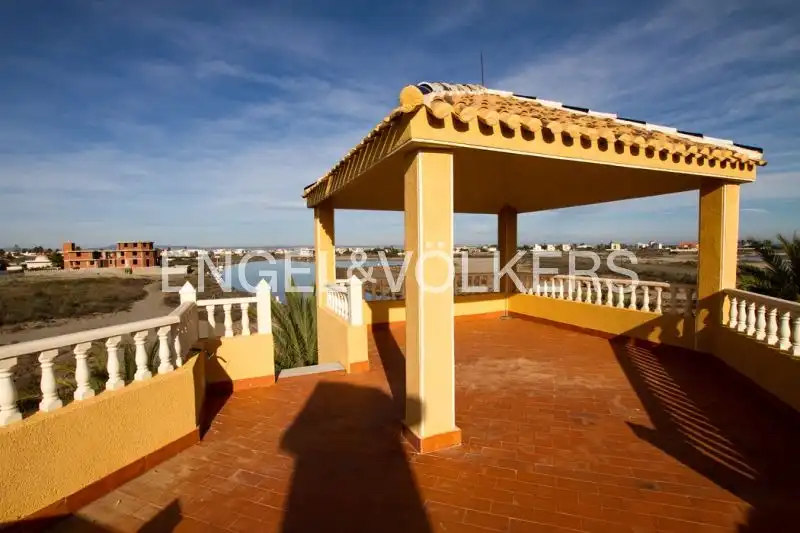 Terrasse von Country house zum Verkauf in La Manga del Mar Menor mit Heizung, Privatgarten und Terrasse
