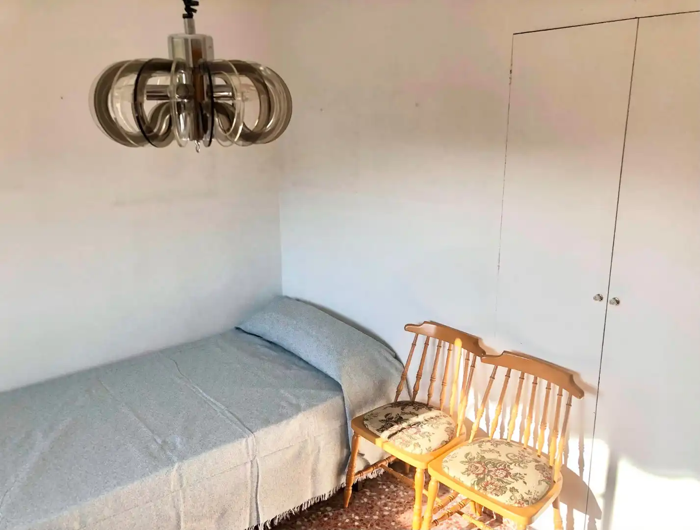 Dormitori de Apartament de lloguer en Cartagena amb Aire condicionat, Moblat i Rentadora