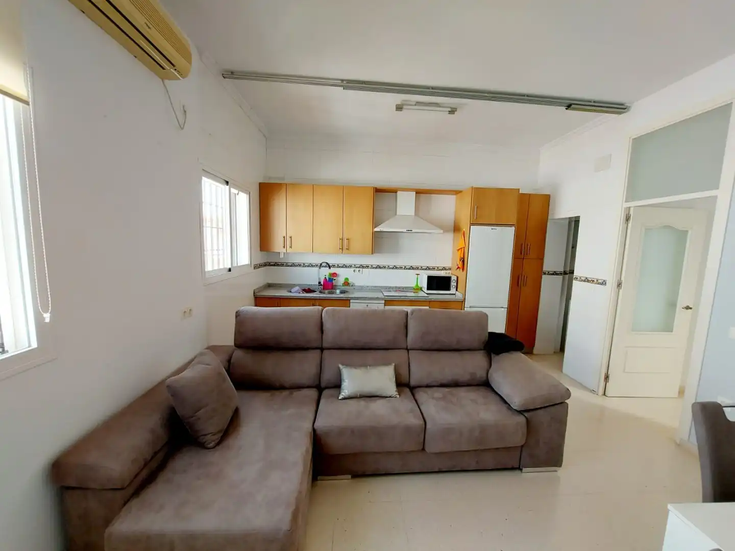 Living room of Flat for sale in Brenes  with Air Conditioner
