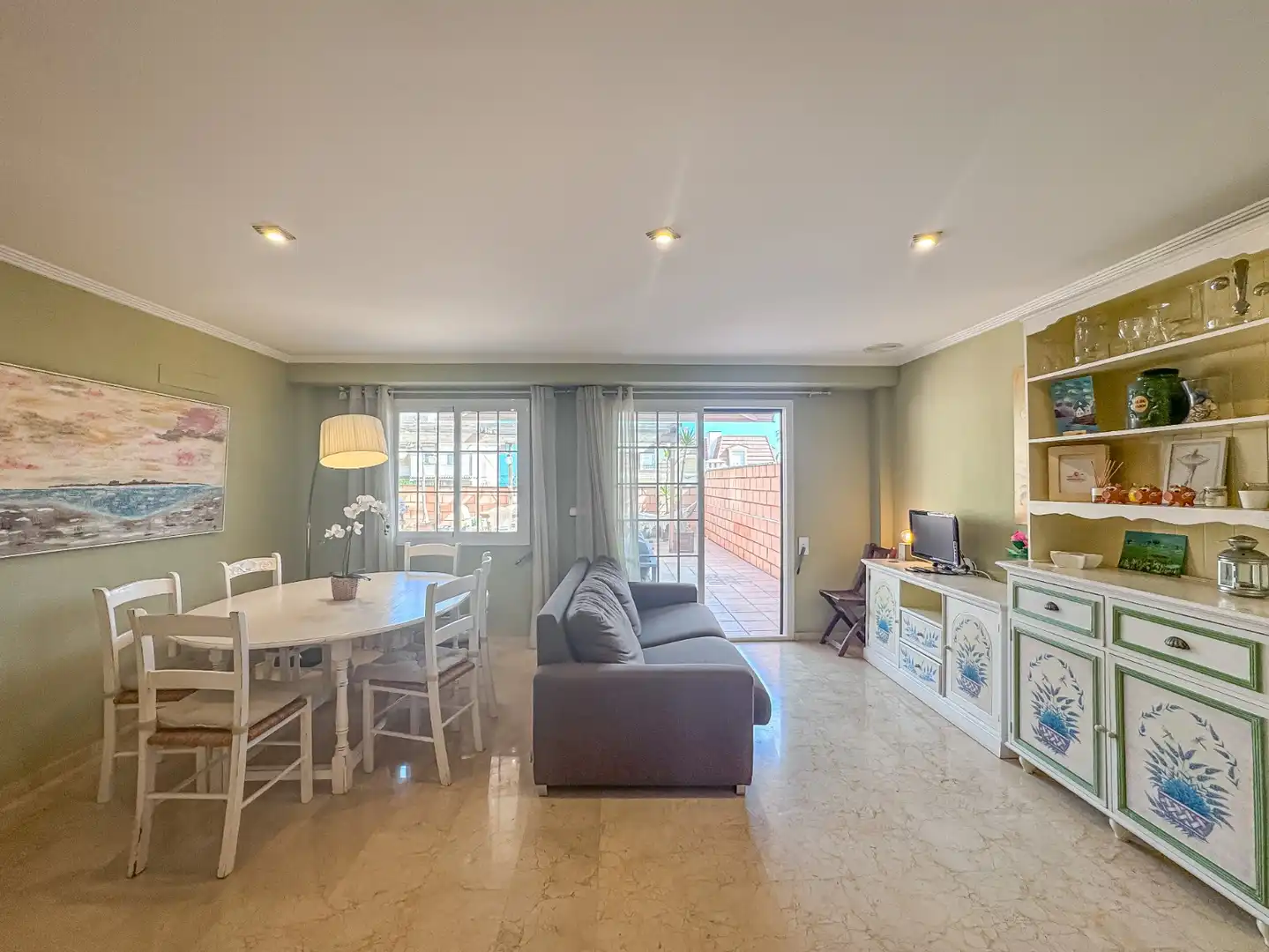 Sala de estar de Dúplex de alquiler en Santa Pola con Terraza, Trastero y Piscina
