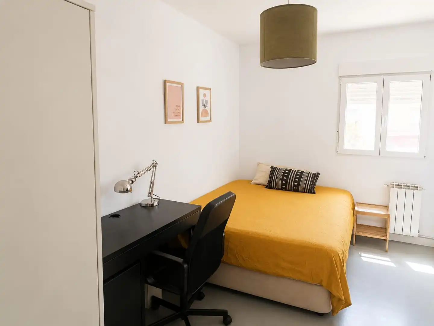 Habitación de Piso en venta en Madrid con Calefacción y Balcón