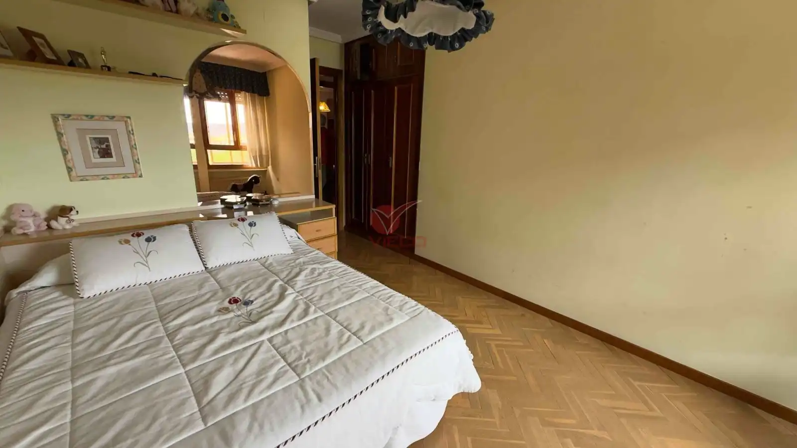 Habitación de Piso en venta en Cuenca con Calefacción, Terraza y Trastero