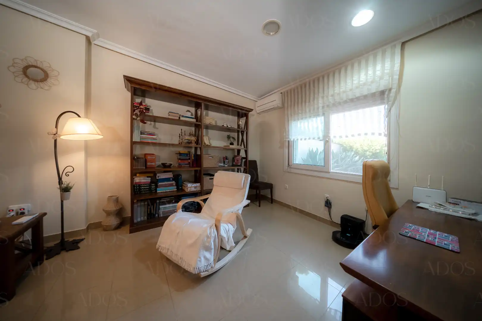 Houses for sale in Calle Fernando Casinello, Aguadulce Sur