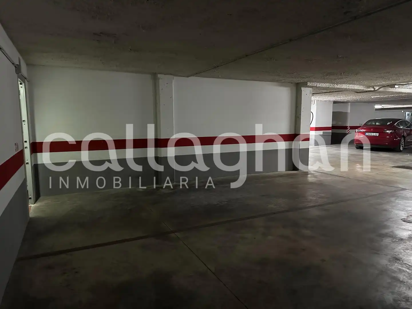 Parkplatz von Garage zum Verkauf in Burjassot