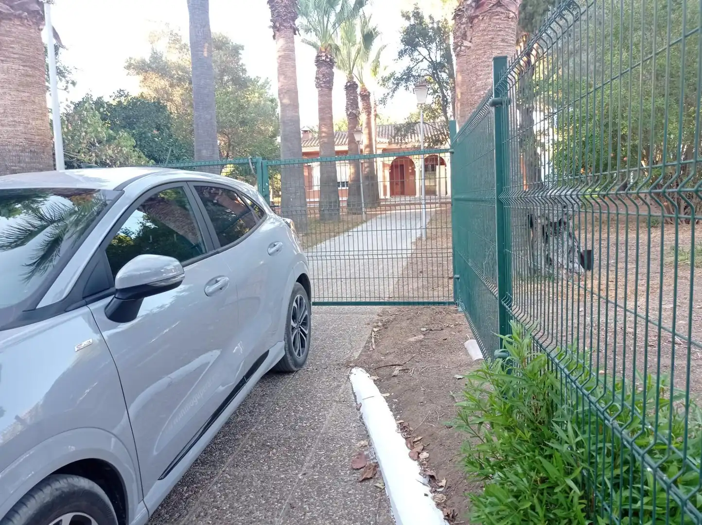 Parking de Casa o chalet en venta en Chiclana de la Frontera con Aire acondicionado, Calefacción y Jardín privado