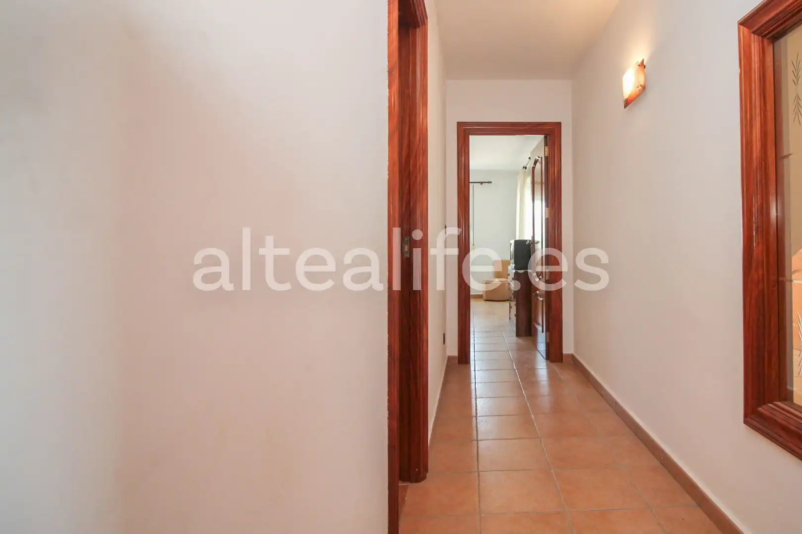 Haus oder Chalet zum Verkauf in La Nucia mit Privatgarten, Terrasse und Abstellraum