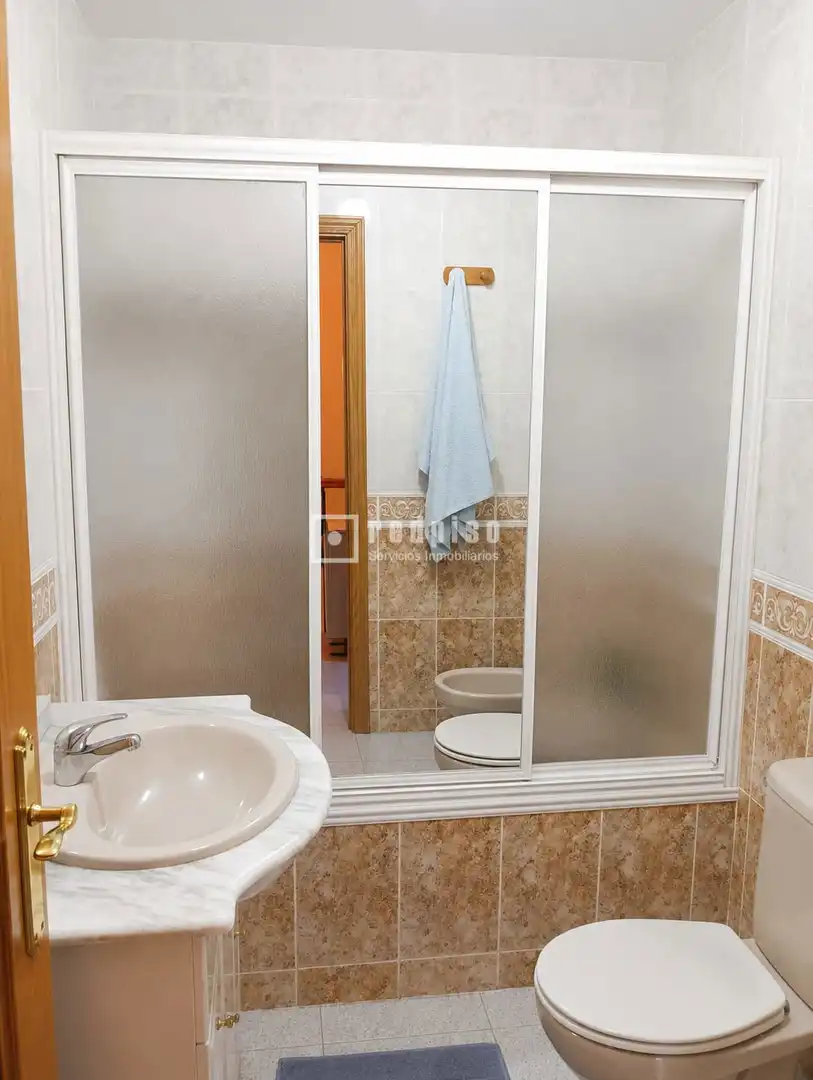 Bathroom of Duplexes for sale in Pinto  with Heating and Terrace
