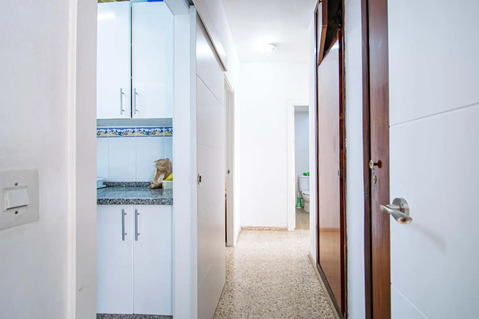 Flat for sale in Sevilla  with Air Conditioner, Terrace and Furnished