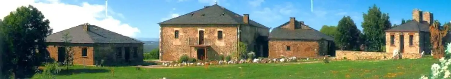 Vista exterior de Finca rústica en venda en Castroverde amb Aire condicionat, Jardí privat i Terrassa