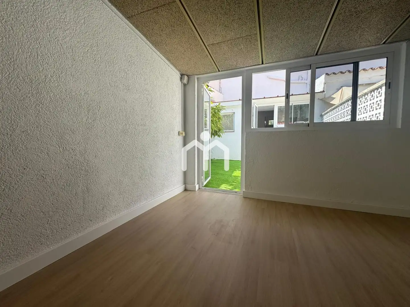 Detached homes for sale in Centre