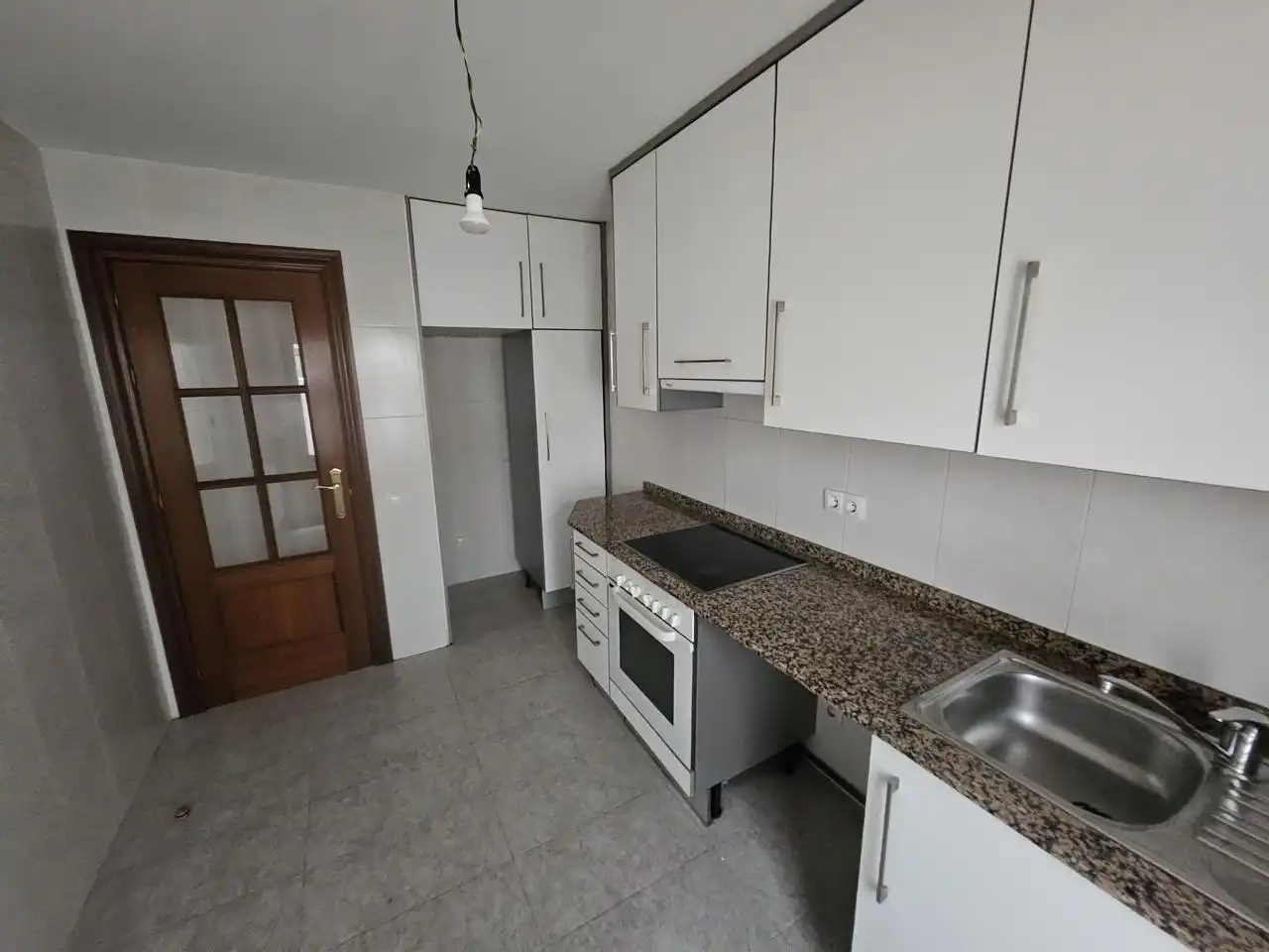 Flat with lift for sale in Calle Monasterio Viejo de San Pedro, imagen 12