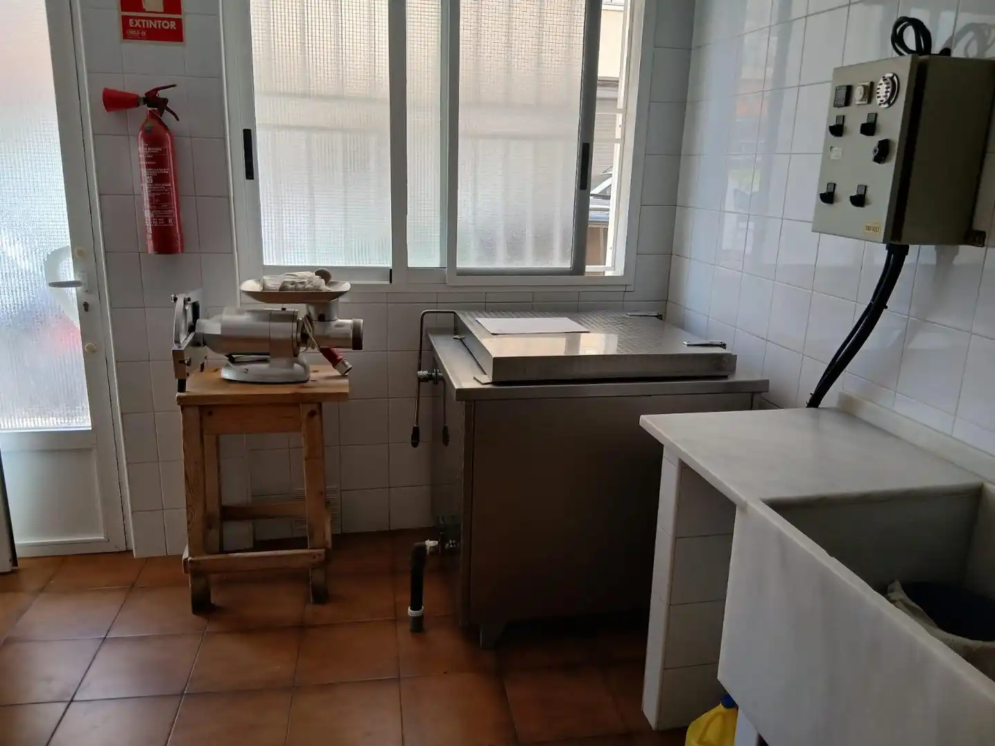Business premises for sale in Avda. Pais Valencià, imagen 9