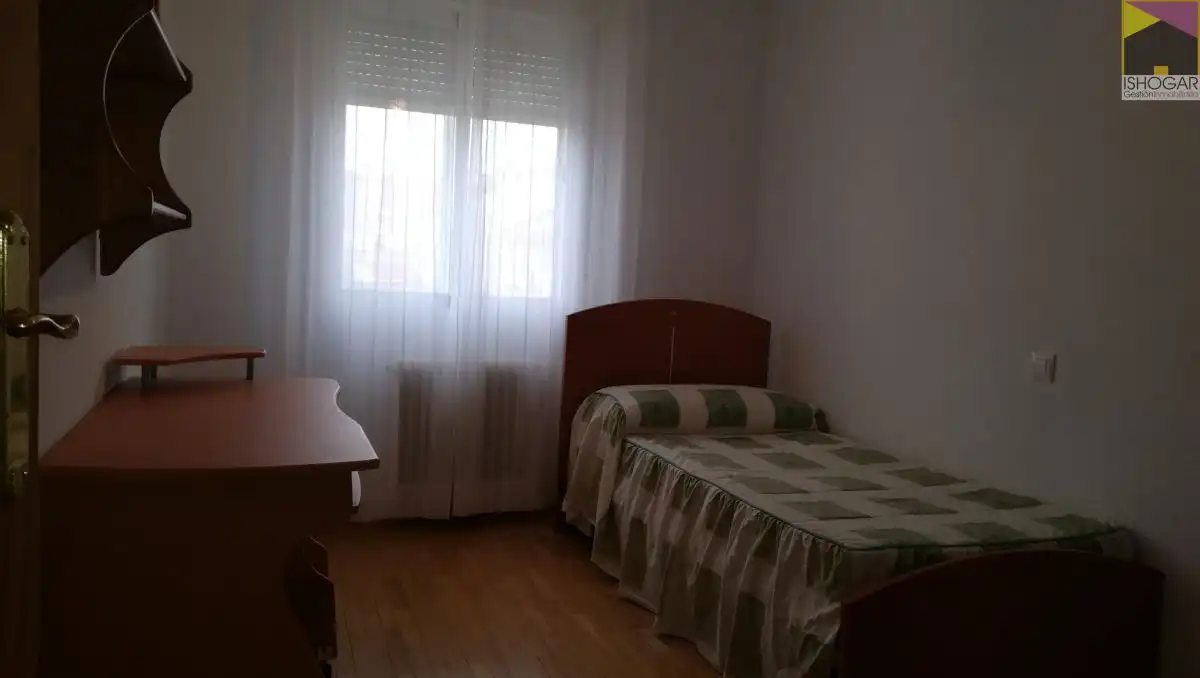 Habitación de Casa o chalet en venta en Valdepeñas con Aire acondicionado, Calefacción y Parquet