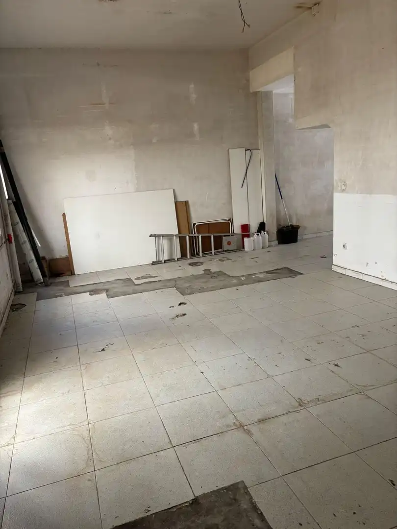 Local comercial en venda a Nucli Urbà, imagen 3