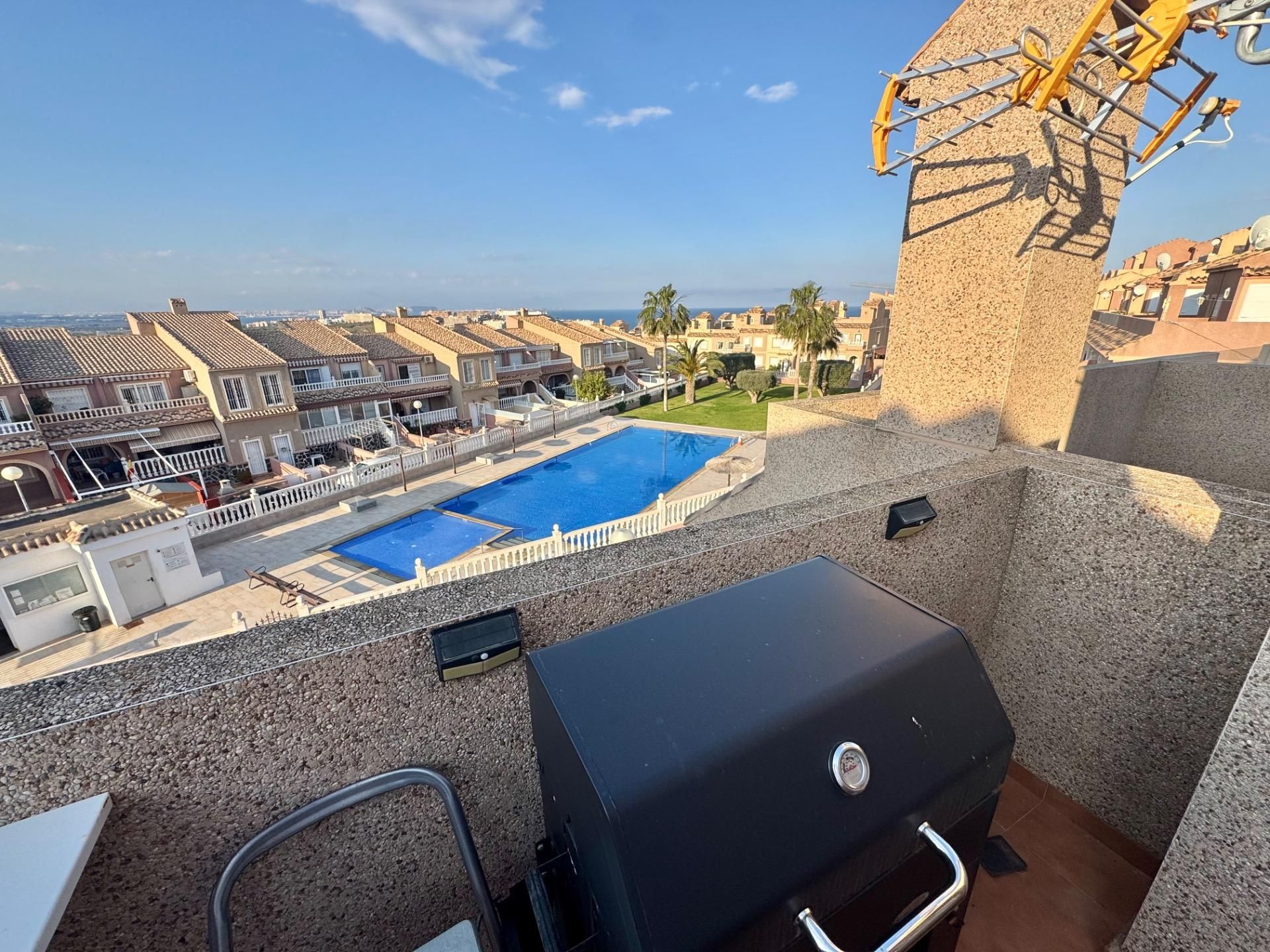 Terrassa de Casa adosada de lloguer en Santa Pola amb Aire condicionat, Calefacció i Jardí privat