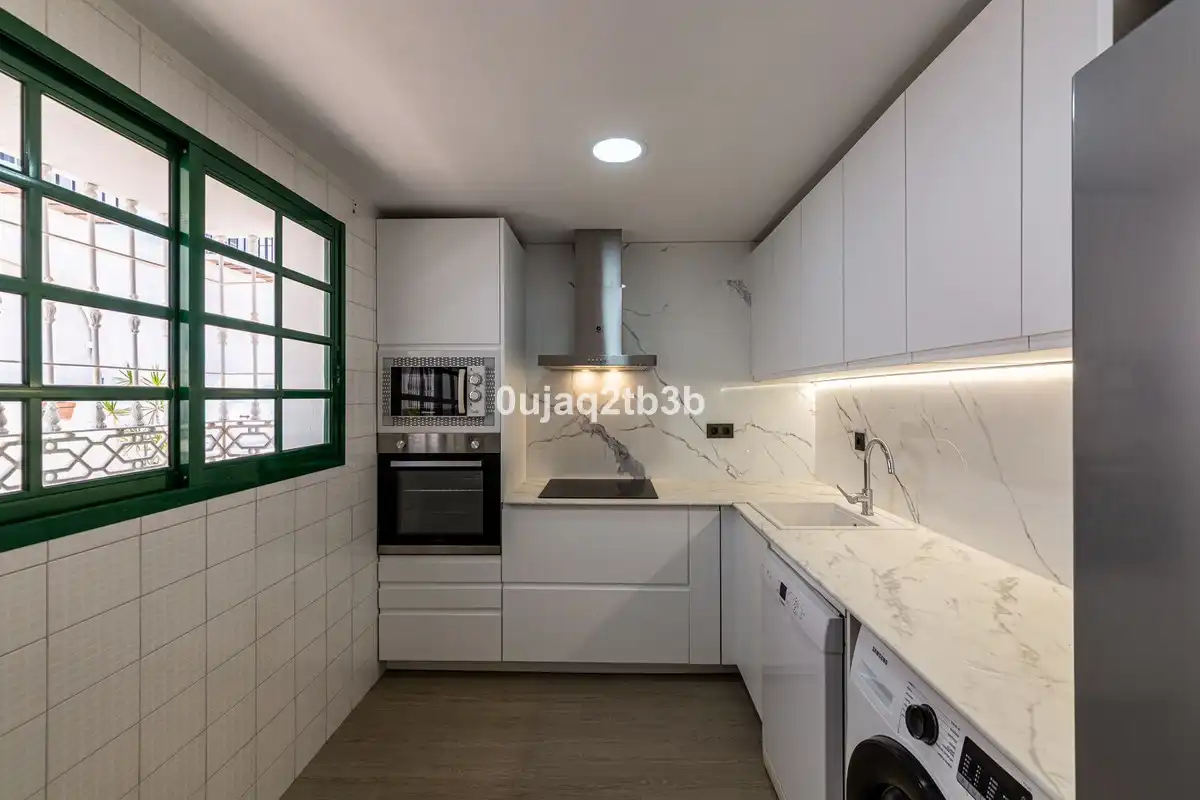 Kitchen of Detached homes for rent in Marbella  with Air Conditioner, Private garden and Terrace