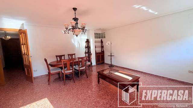 Piso en Alquiler en Camí Reial