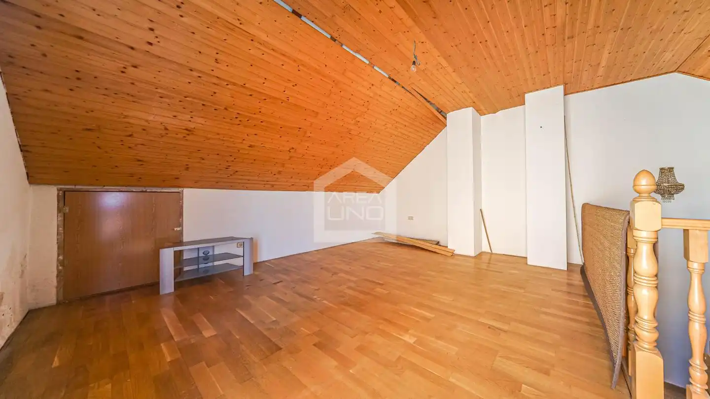 Sala de estar de Casa adosada en venta en Villaviciosa de Odón con Calefacción, Jardín privado y Parquet