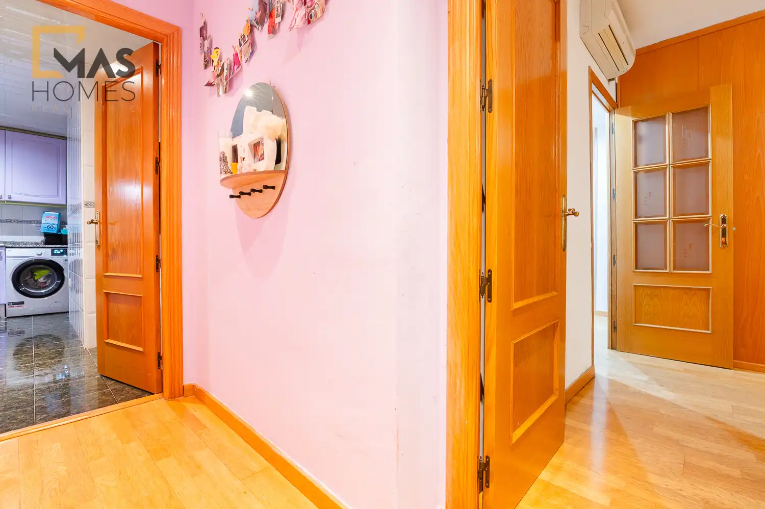 Wohnung zum Verkauf in Terrassa mit Klimaanlage, Heizung und Terrasse