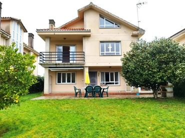 Xalet amb balcó en venda a Lugar Vilastrexe