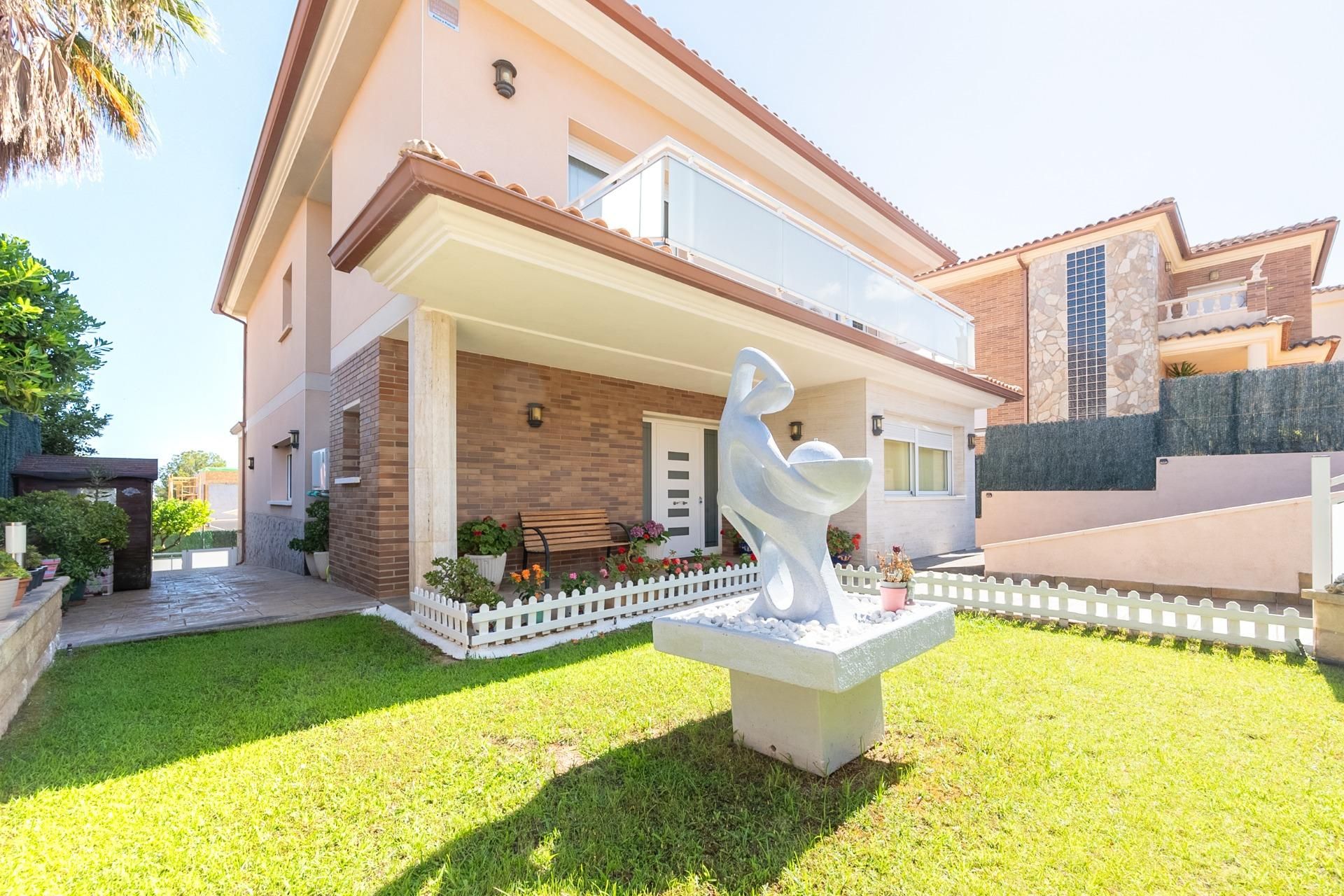 Casa o xalet en venda a Cunit Residencial