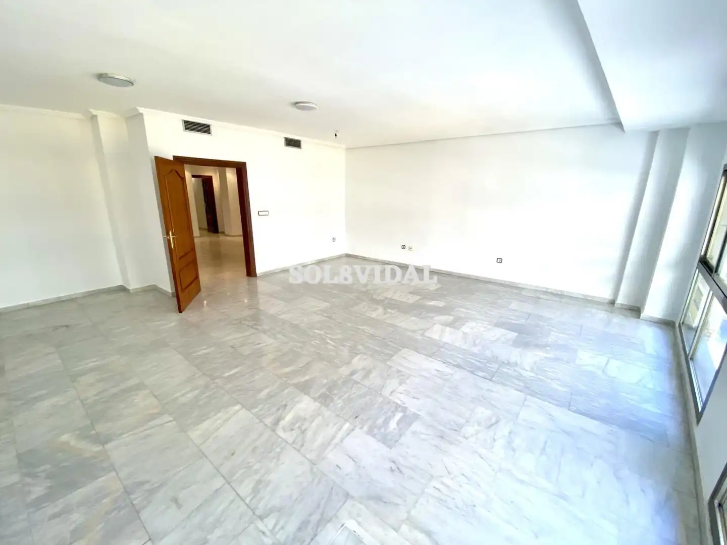 Büro mit Aufzug zur Miete in Calle CALDERON DE LA BARCA, imagen 4