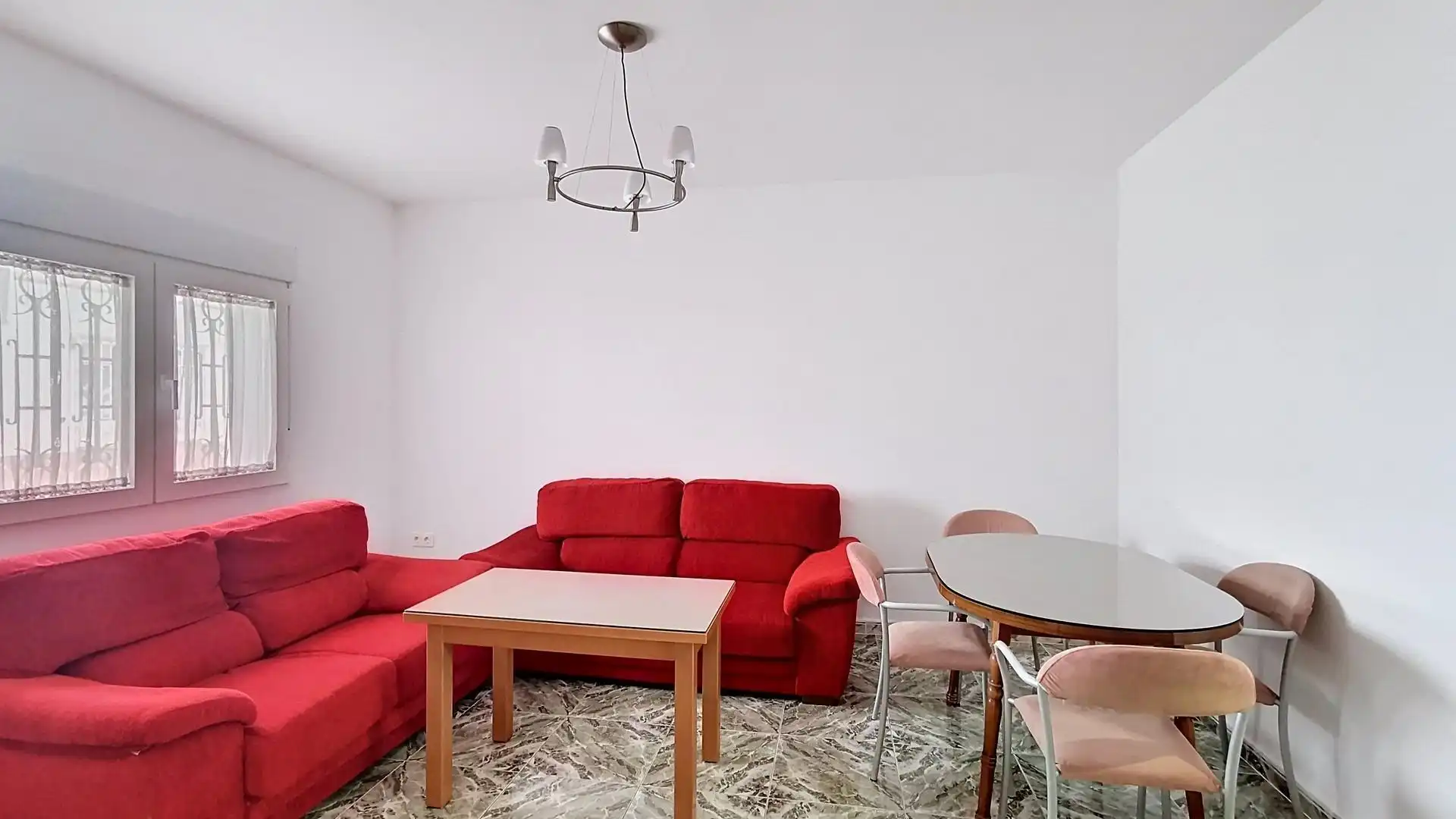 Sala de estar de Casa adosada de alquiler en Armilla con Aire acondicionado, Terraza y Amueblado