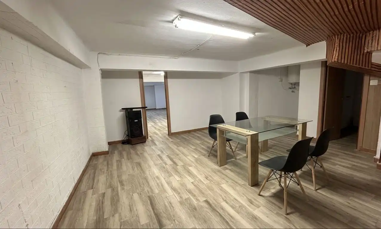 Local en venta en Antequera