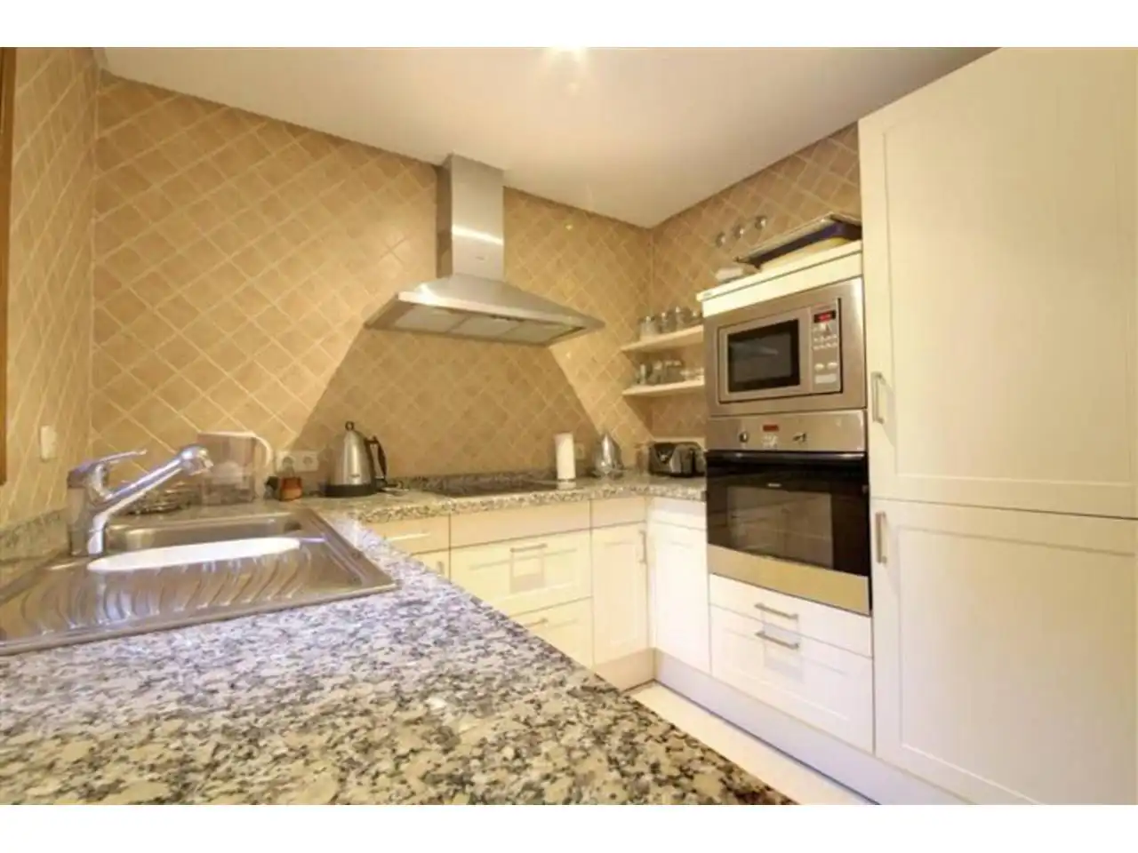 Apartament amb terrassa en venda a Urbanizacion Bahia Velerin 2, imagen 6