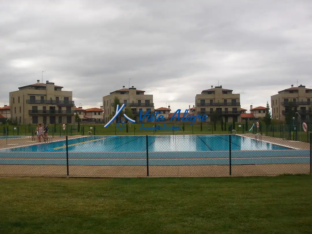 Swimming pool of Duplexes for sale in Cirueña  with Heating, Private garden and Terrace