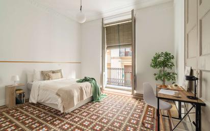 Bedroom of Flat to share in  Barcelona Capital  with Air Conditioner, Heating and Terrace