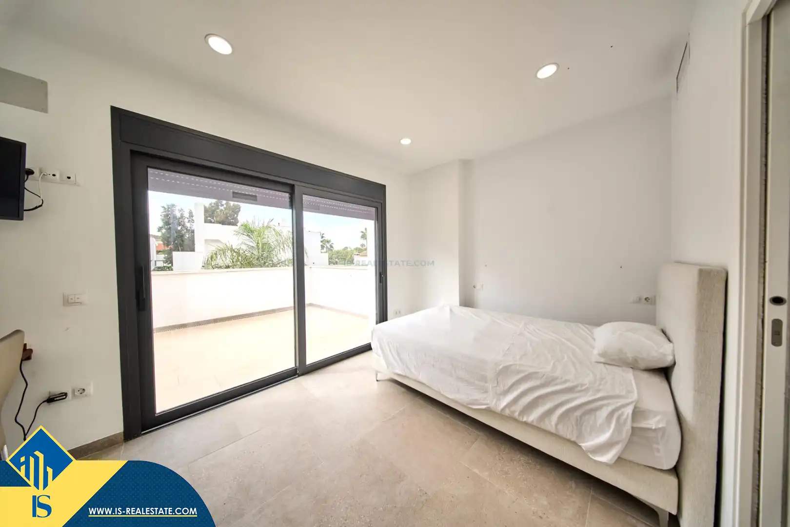 Dormitori de Casa o xalet en venda en Marbella amb Terrassa i Piscina