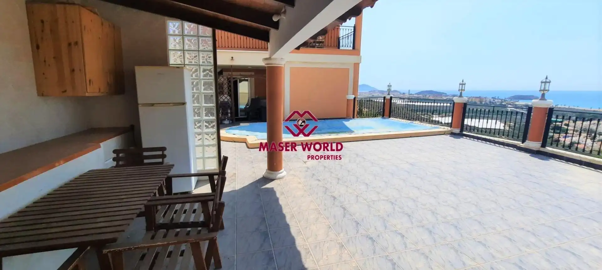 Vista exterior de Casa o xalet en venda en Mazarrón amb Jardí privat, Terrassa i Piscina