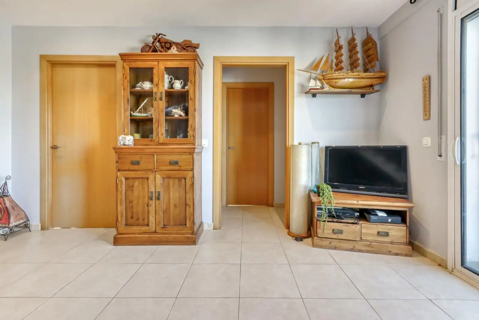 Living room of Apartments for sale in Roses  with Air Conditioner, Terrace and Furnished