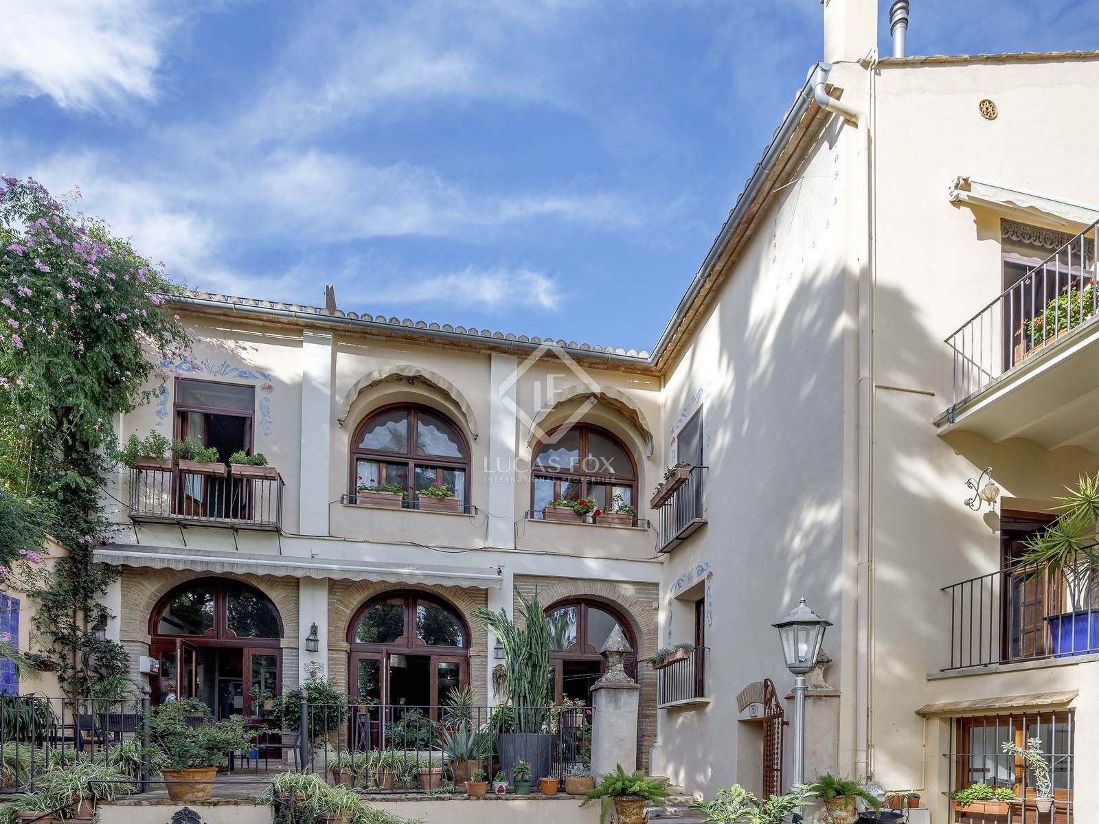Exterior view of House or chalet for sale in Rocafort  with Air Conditioner, Heating and Private garden
