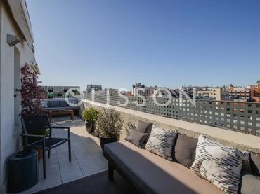 Flat with lift for sale in Chamberí
