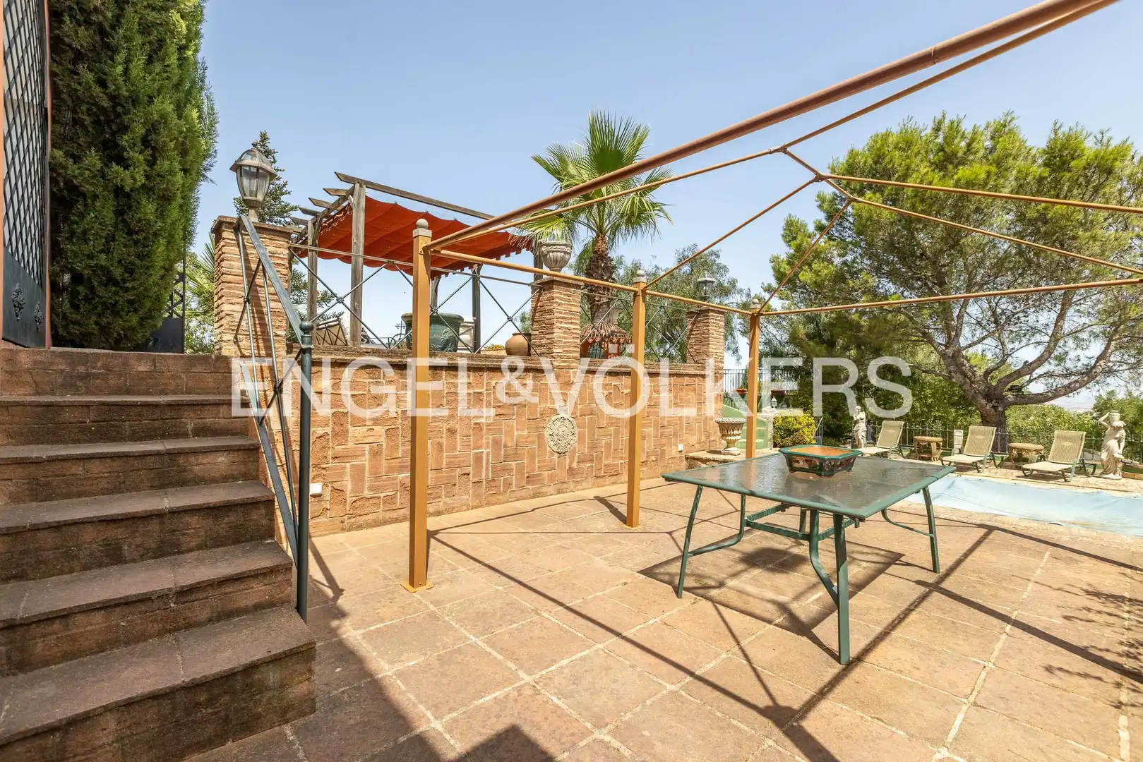 Terrassa de Casa o xalet en venda en Osuna amb Calefacció, Jardí privat i Piscina