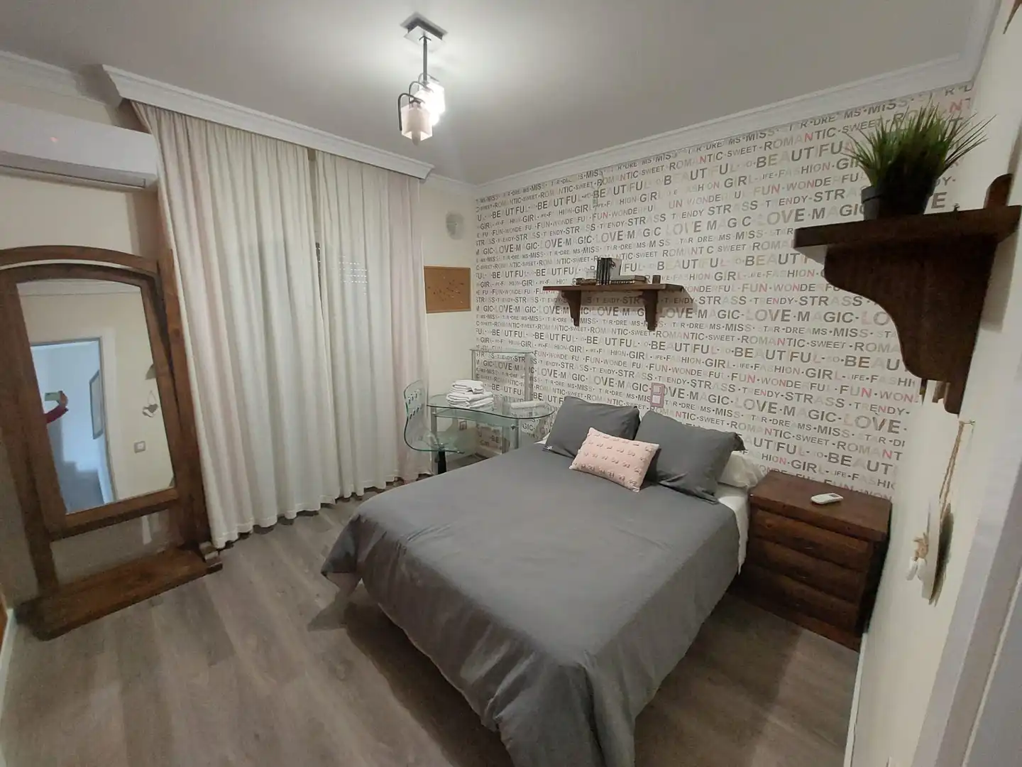 Habitación de Casa o chalet en venta en Málaga con Aire acondicionado, Jardín privado y Piscina