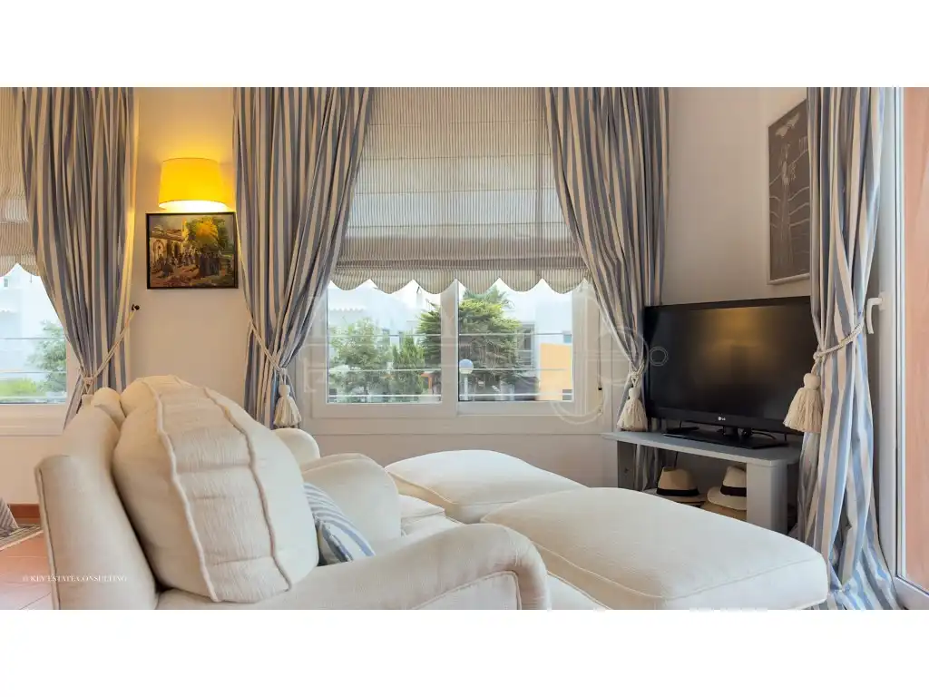 Sala de estar de Apartamento en venta en Ciutadella de Menorca con Aire acondicionado, Calefacción y Jardín privado
