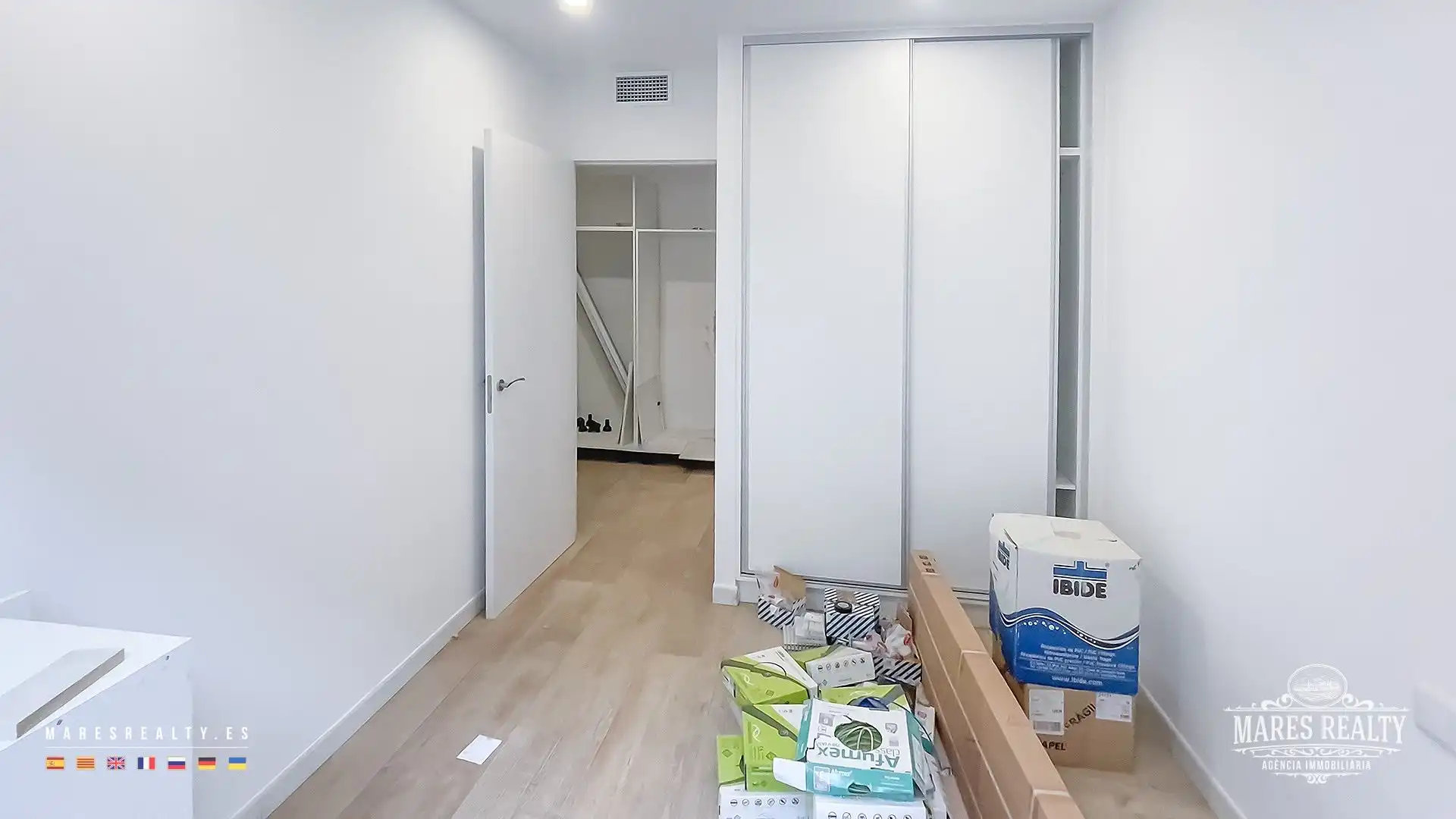 Unique properties with lift for sale in Centre, imagen 18
