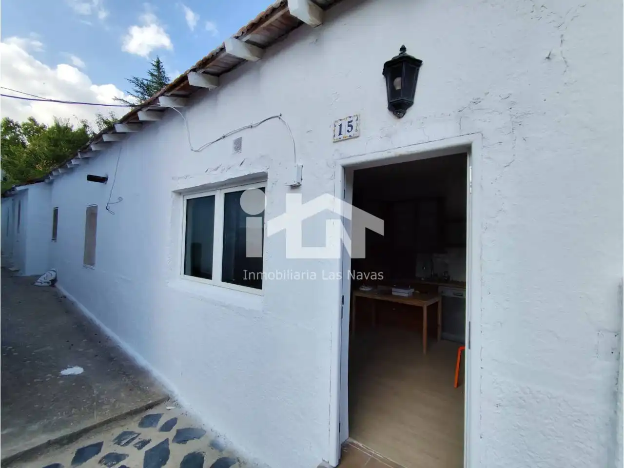 Vista exterior de Casa o xalet en venda en Las Navas del Marqués 