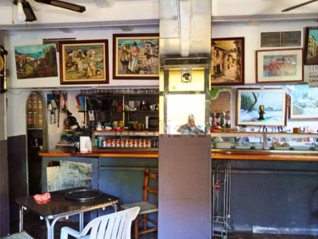 Local comercial en Venta en Calle del Diputado Joaquín Fuster en Cuatrocientas Viviendas